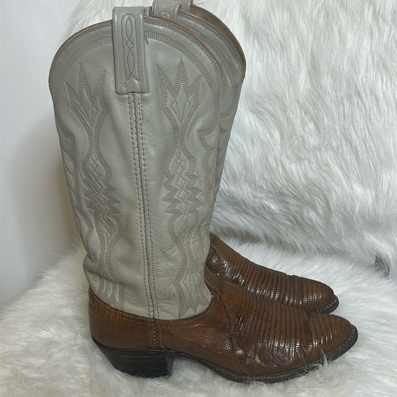 DAN POST, VINTAGE COWBOY BOOTS SZ 7 1/2B - Picture 1 of 16